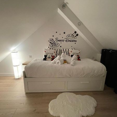 Вилла Paris House Вильжюст Экстерьер фото